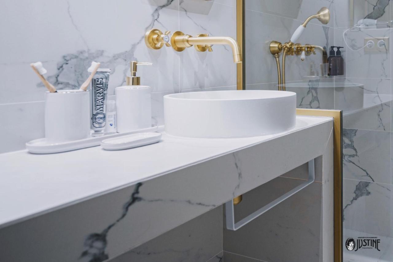 Suite Kintsugi By Justine Apartments Apartamento Turistico En Madrid Rio Экстерьер фото